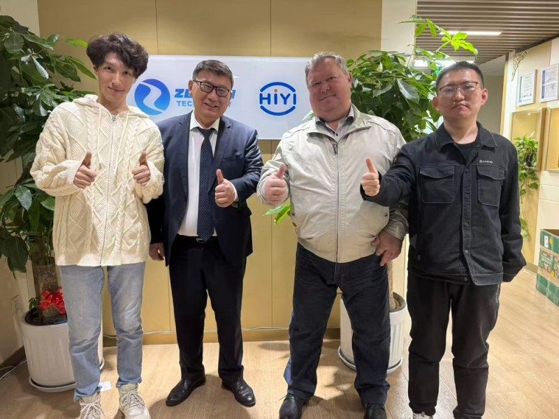 Розширюючись на ринок Центральної Азії, казахстанські клієнти відвідали Zetron Technology, щоб дослідити нове майбутнє для безпеки газу